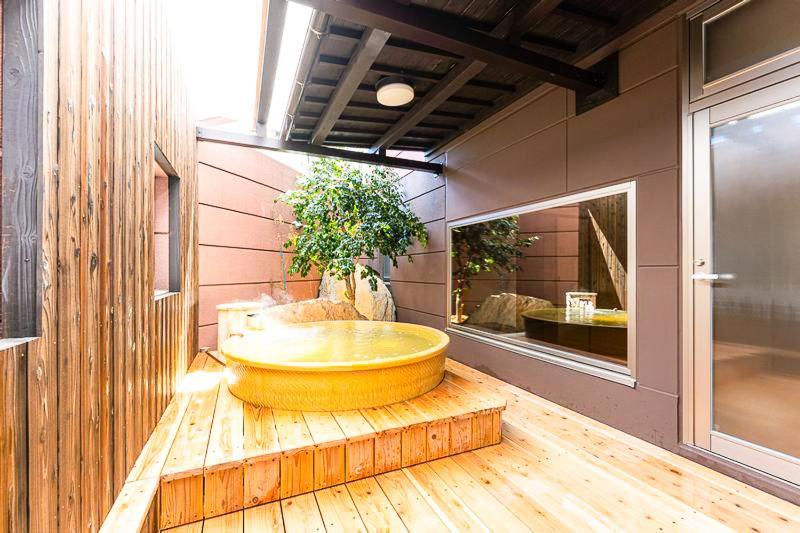 Unzen Obama Onsen Juraku Hotel Exterior photo